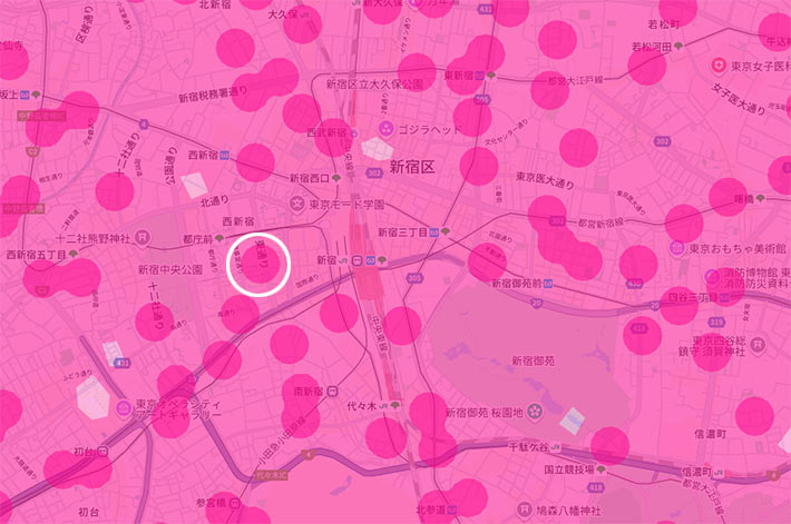 新宿駅周辺のミリ波エリアマップ(楽天モバイル)